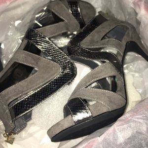 Pewter gray straps shoes